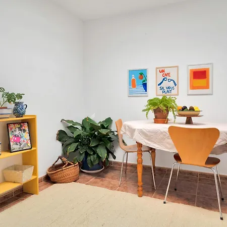 Casa Estilo Andaluza Cerca Del Centro Y El Mar - Casa Angeles