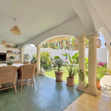 Casa Estilo Andaluza Cerca Del Centro Y El Mar - Casa Angeles Marbella
