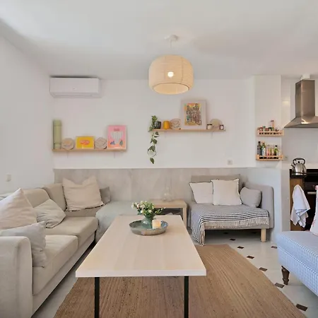 Casa Estilo Andaluza Cerca Del Centro Y El Mar - Casa Angeles Marbella